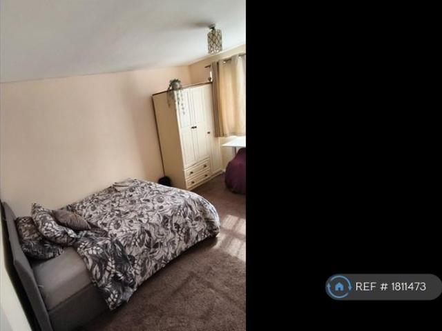 Trawden Way, Liverpool, L21 1 bed in a house share to rent £560 pcm £129 pw