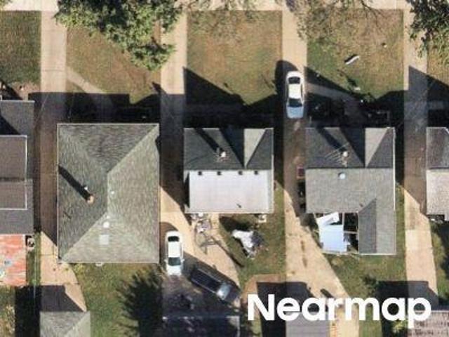 Traymore Ave