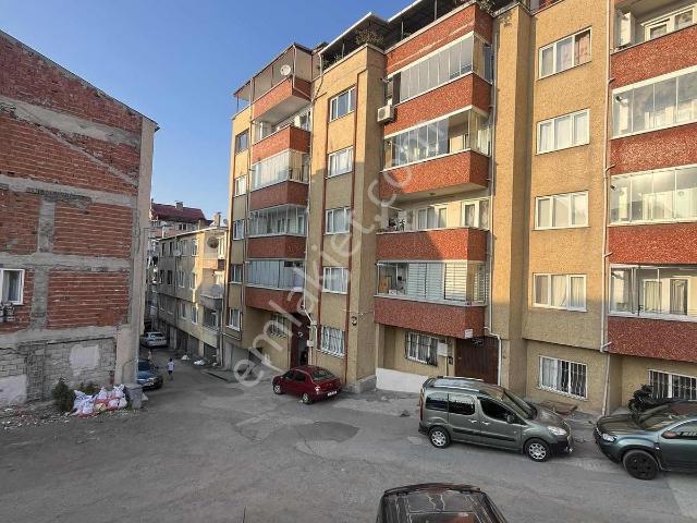 Trabzon Meydana Yürüme Masrafsız İçi Yapılı Satılık Ev