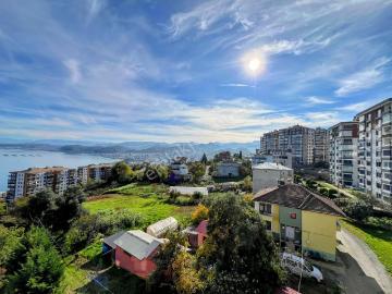 Trabzon Ortahisar Yalı'da Kiralık 4+1 Lüks Daire: 230m², Deniz Manzaralı, Site İçinde