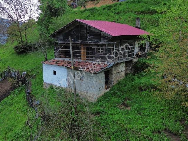 Trabzon Çaykara'da Satılık Müstakil Ev