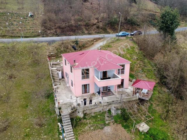 Trabzon Ayvalı'da Satılık Müstakil Ev