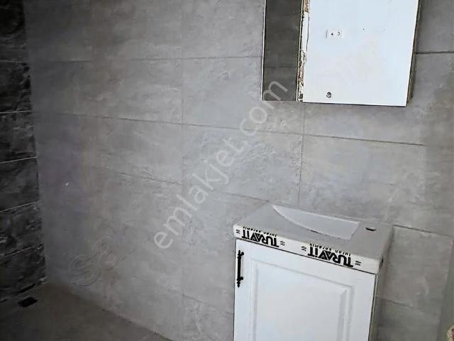 Trabzon Bahçecik Kanuni Bulvarı Üzeri Satılık 2+1 Daire
