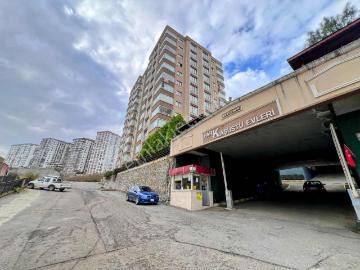 Trabzon Kaşüstü Merkez Site İçerisinde 3+1 140m2
