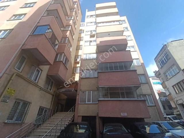 Trabzon Kemerkaya Meydan 2+1 Eşyalı Kiralık Daire