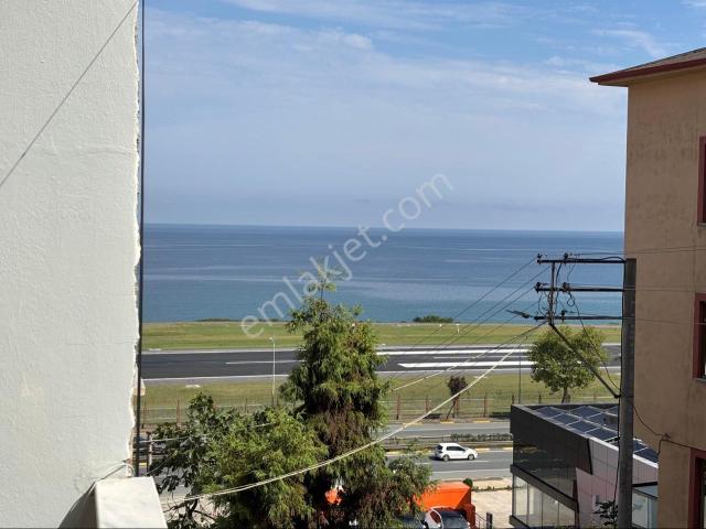 Trabzon Pelitlide Deniz Manzaralı Kralık Daire