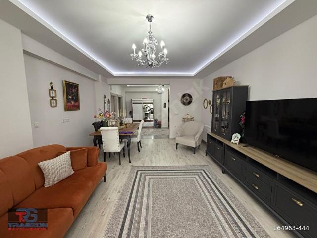 TRABZON ÇUKURÇAYIR AK LİFE 5 KISMİ DENİZ MANZARALI SATILIK DAİRE