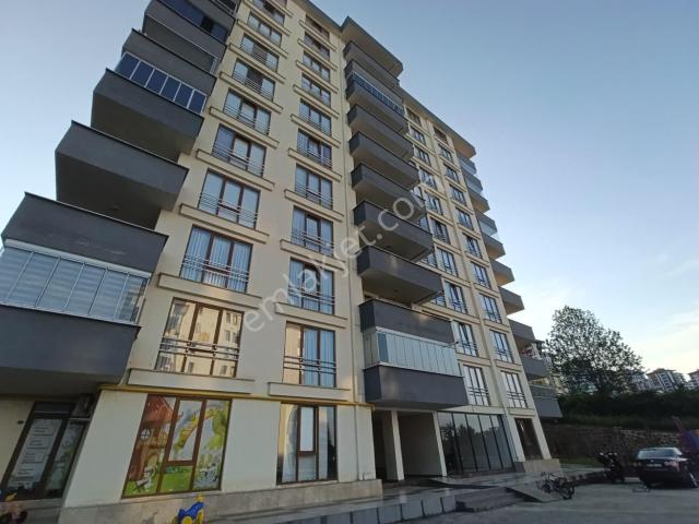 Trabzon Yalıncak Florya Sitesi Deniz Manzaralı 4+1 Kiralık Daire