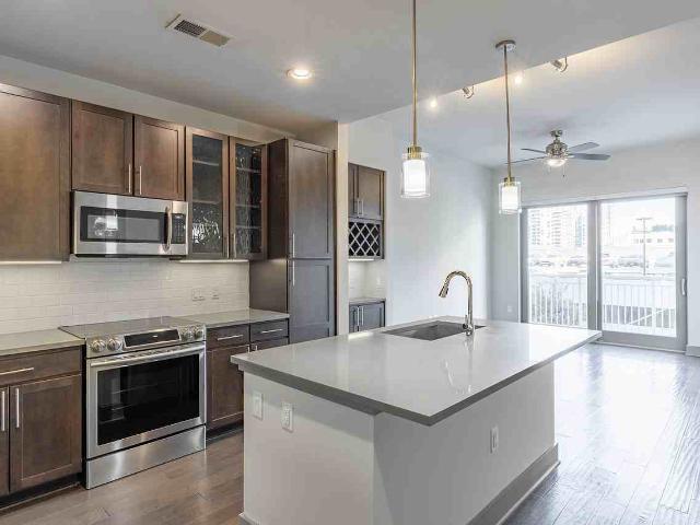 Trace Midtown Apartments 1 Bedroom Apartment for Rent at 782 Peachtree St Ne, Atlanta, GA 30308 Midtown
