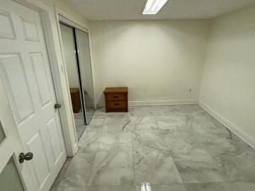 Tracy Cheng Has an Apartment