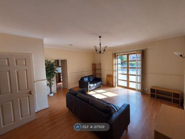 Trades Lane, Dundee DD1, 2 bed flat to rent, £990 pcm | PrimeLocation