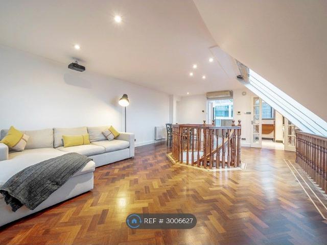 Tradewinds Court, London E1W, 2 bed maisonette to rent, £3,250 pcm | PrimeLocation