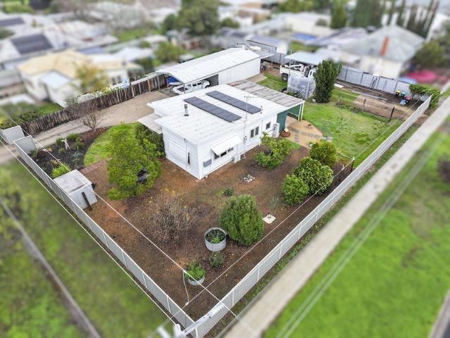 Tradie Haven, Nomad Base or Tinkerers' Paradise.