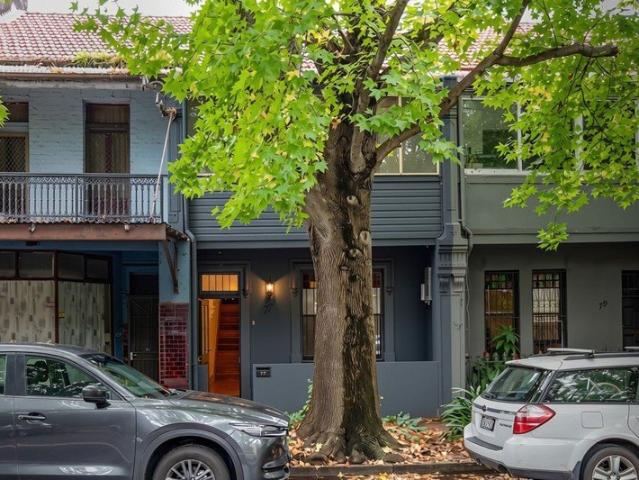Traditional Terrace | Two Level Living
