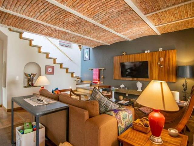 Traditional meets Modern