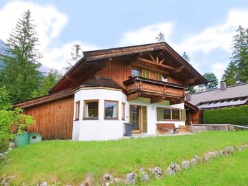 Preisreduktion! Traditioneller Tiroler Holzhaus Charme mit Panoramablick