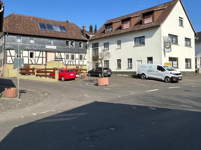 Traditioneller Gasthof mit 3 Wohnungen im Anbau
