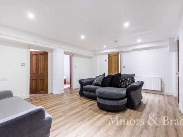 Trafalgar Court, Cromer Road