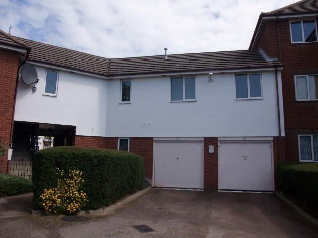 Trafalgar Court, Great Yarmouth NR30, 2 bed flat to rent, £750 pcm | PrimeLocation