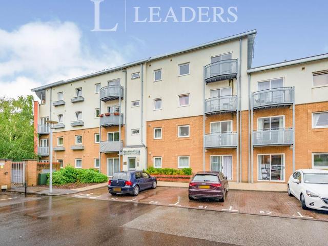 Trafalgar Gardens, Crawley, RH10 2 bed flat to rent £1,450 pcm £335 pw