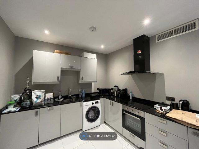 Trafalgar House, Leeds LS1, Studio to rent, £915 pcm | PrimeLocation