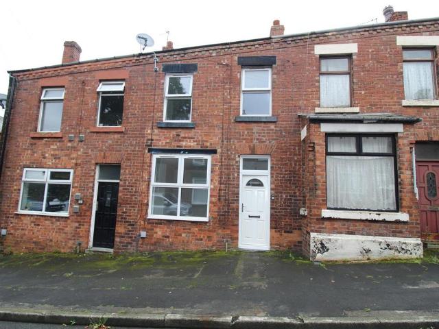 Trafalgar Street, Chorley 3 bed terraced house to rent £900 pcm £208 pw