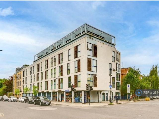 Trafalgar Point, London, N1 2 bed penthouse to rent £3,750 pcm £865 pw