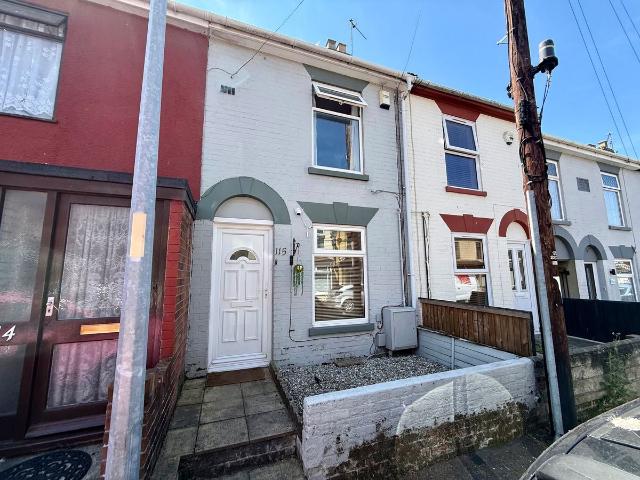 Trafalgar Road West, Gorleston NR31, 2 bed terraced house to rent, £895 pcm | PrimeLocation