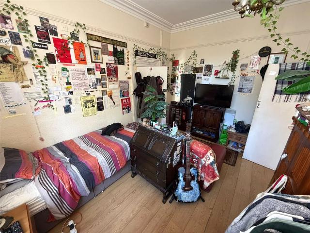 Trafalgar Road, Birmingham B13, Studio to rent, £790 pcm | PrimeLocation