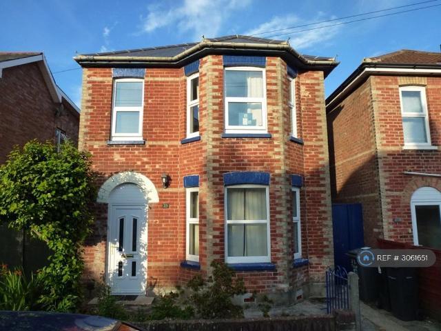 Trafalgar Road, Bournemouth, BH9 4 bed detached house to rent £2,320 pcm £535 pw