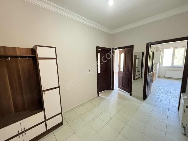 Tramvay Güzergahında 3+1 Kombili Kiralık Daire