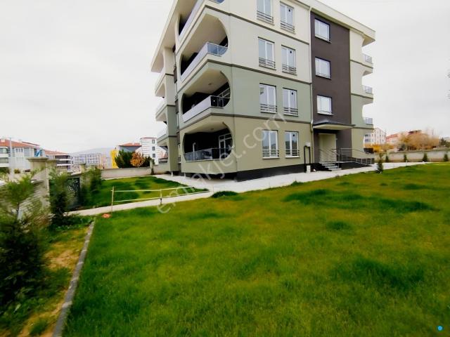 Tramvaya Yürüme Mesafesinde Satılık 2+1 Daire