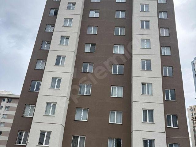 TRAMVAYA KOMŞU3,5+1 LÜKS DAİRE