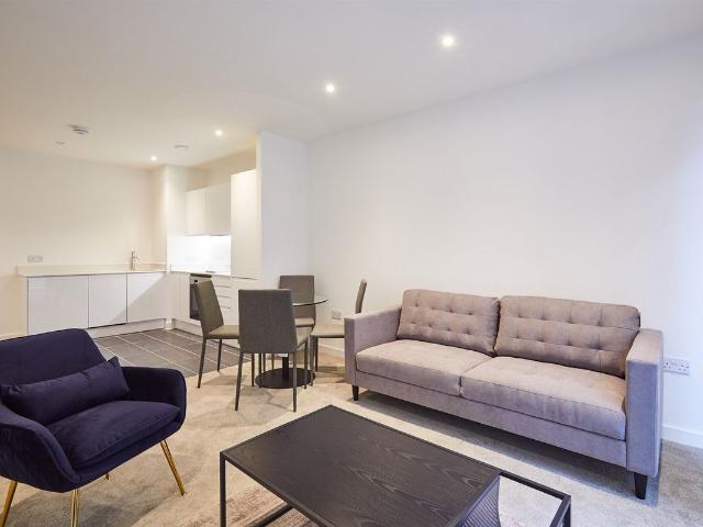 Transmission House M4, 1 bed flat to rent, £1,300 pcm | PrimeLocation