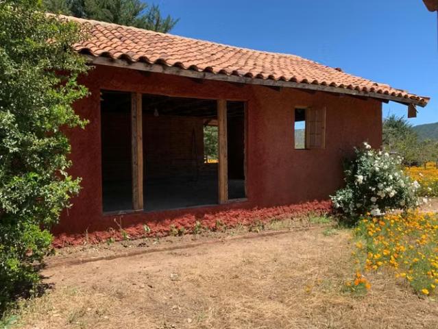 Tranque lo ovalle mejor sector de casablanca vendo parcela con casa | 4 dormitorios por 187000. 00 en Casablanca