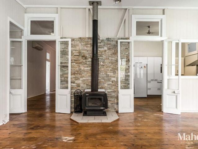 Tranquil 5 Bedroom Riverfront Homestead