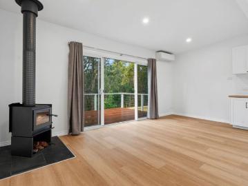 Tranquil 1 Bedroom Studio in Bush Setting