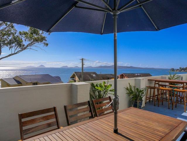 Tranquil 2 bedroom unit with stunning water views