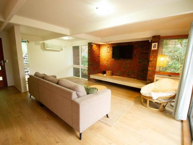 Tranquil Upwey Community Hideaway
