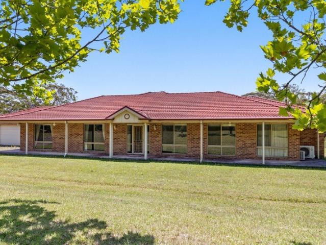 TRANQUIL BILPIN LIFESTYLE RETREAT OFFERING SPACE, PRIVACY AND FRESH MOUNTAIN AIR WITH EXCEPTIONAL POTENTIAL IN A TIGHTLY HELD MOUNTAIN SETTING. !