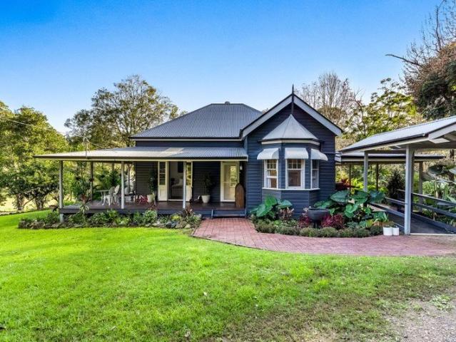 Tranquil & Chic Cottage Style Home