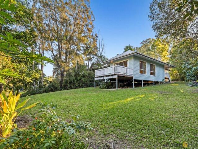 Tranquil Coastal Living Backing onto Nature Reserve