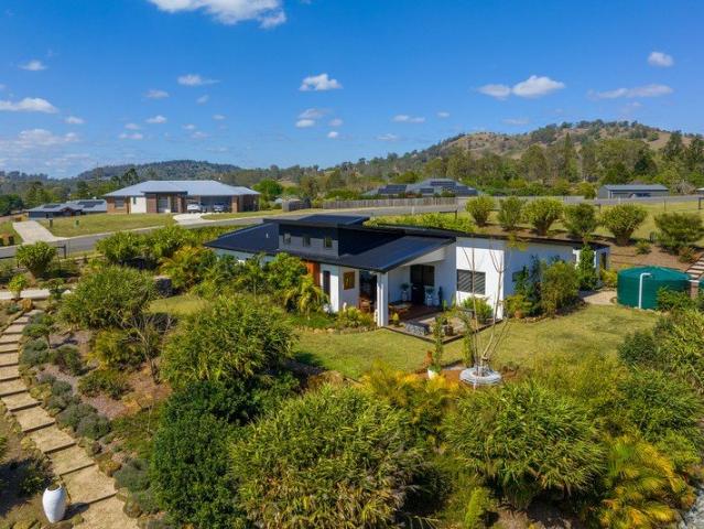 Tranquil Country Living with Urban Conveniences