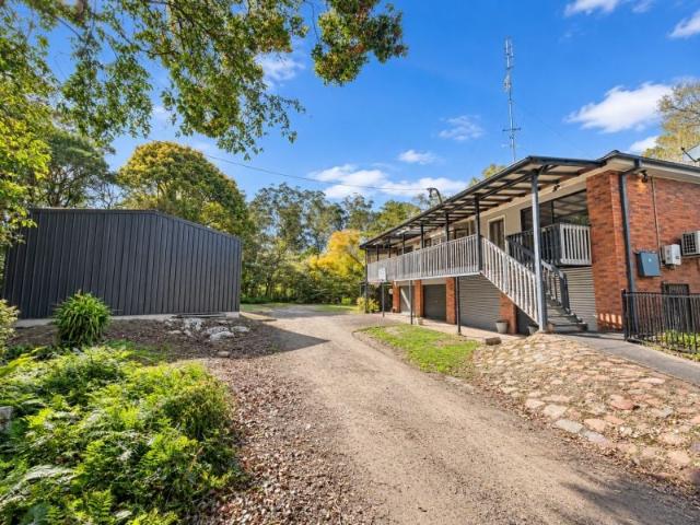Tranquil Creekside Living with Space, Privacy & Lifestyle