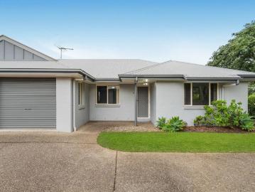 Tranquil Elevated Location. Single Storey Villa With Excellent Privacy. Rare Opportunity