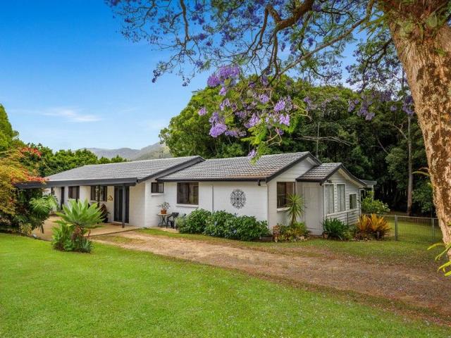 Tranquil Family Oasis in the Heart of Bonville
