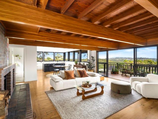 Tranquil family residence with captivating lake panorama