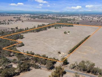 Tranquil Farmland suitable for a weekender