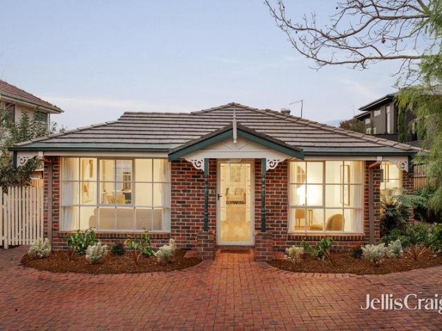 Tranquil Freestanding Villa in Leafy Glen Iris