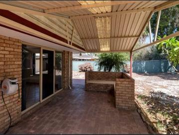 TRANQUIL, FUNCTIONAL 4x2 RESIDENCE IN AN INCREDIBLE SETTING